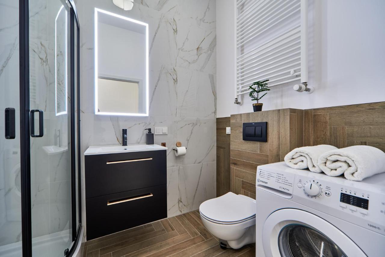 Superapart Marywilska 68B Varşovia Exterior foto